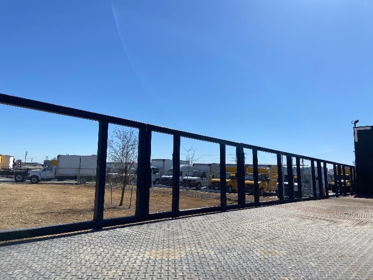 2019 Freightliner 114SD — photo 9