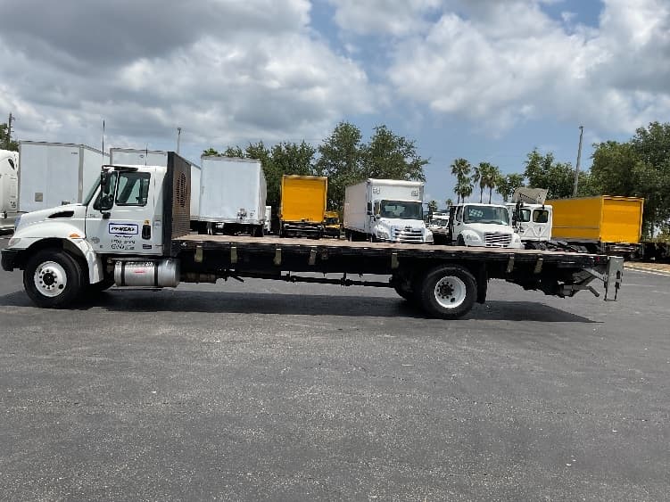 2019 International 4300 — photo 4