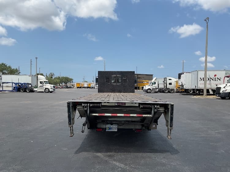 2019 International 4300 — photo 7