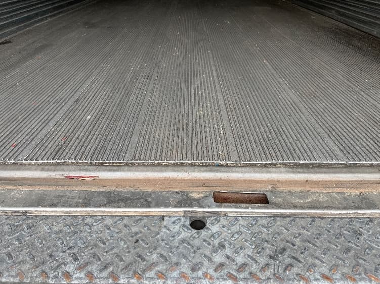 2019 Freightliner M2 106 — photo 10