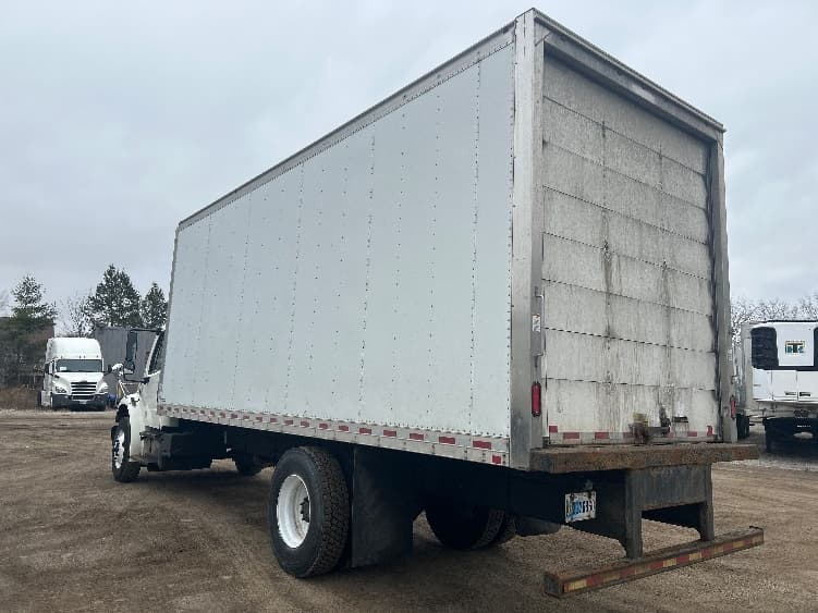 2019 Freightliner M2 106 — photo 6