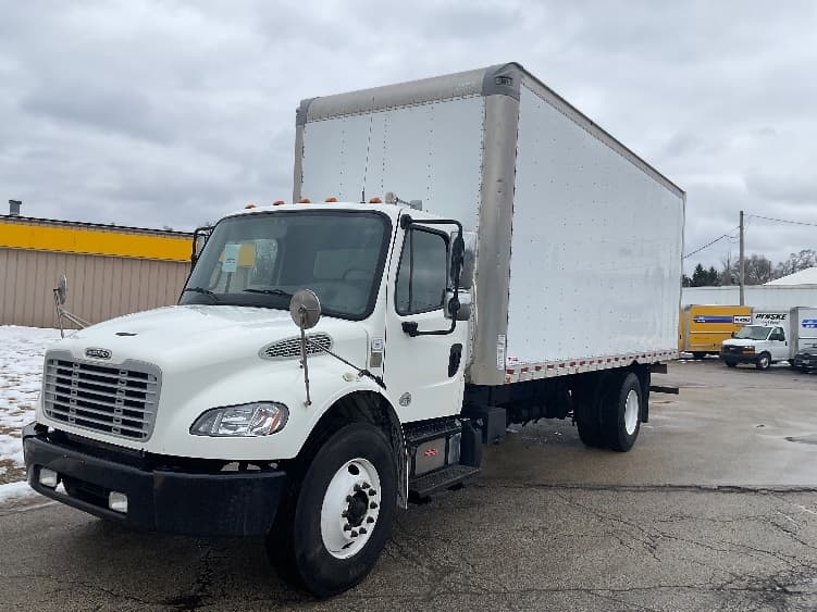 2019 Freightliner M2 106 — photo 3