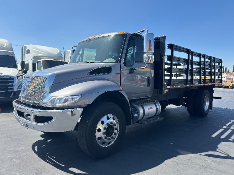 2019 International 4300 — photo 3