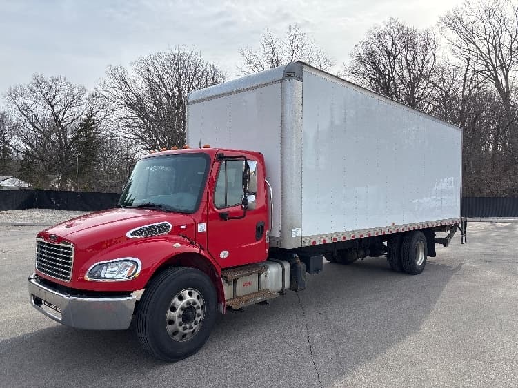 2020 Freightliner M2 106 — photo 3