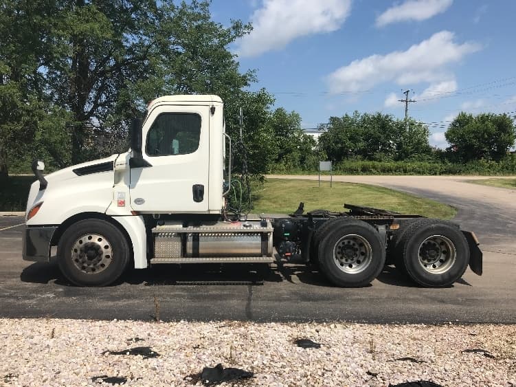 2019 Freightliner Cascadia — photo 4