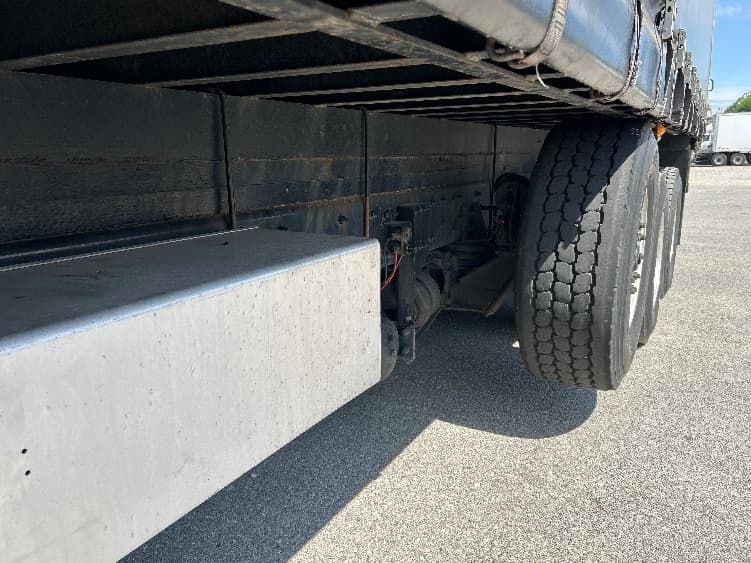 2019 Freightliner M2 112 — photo 5