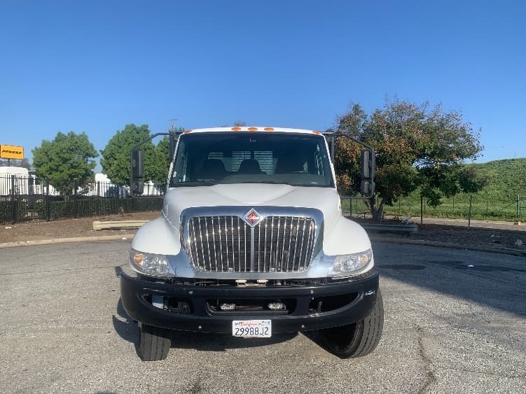 2019 International MV — photo 2