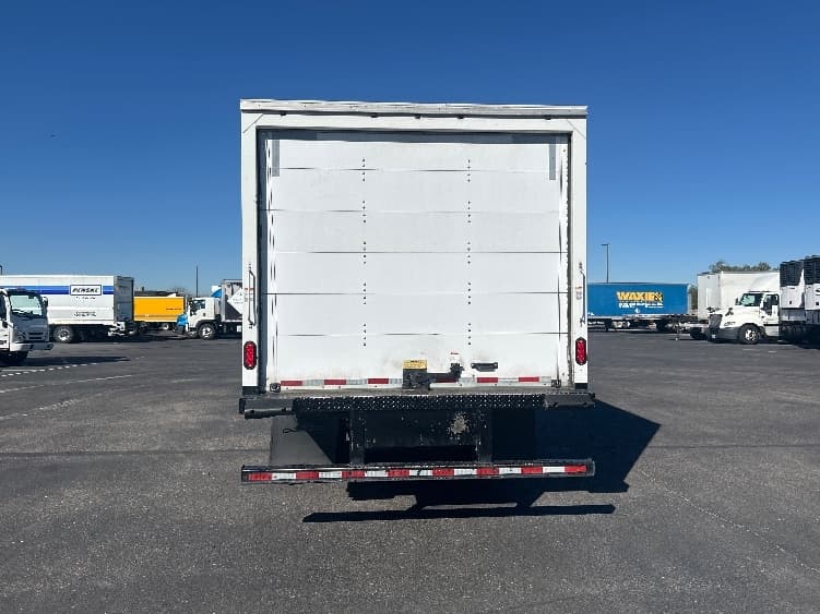 2019 Isuzu NPR — photo 7