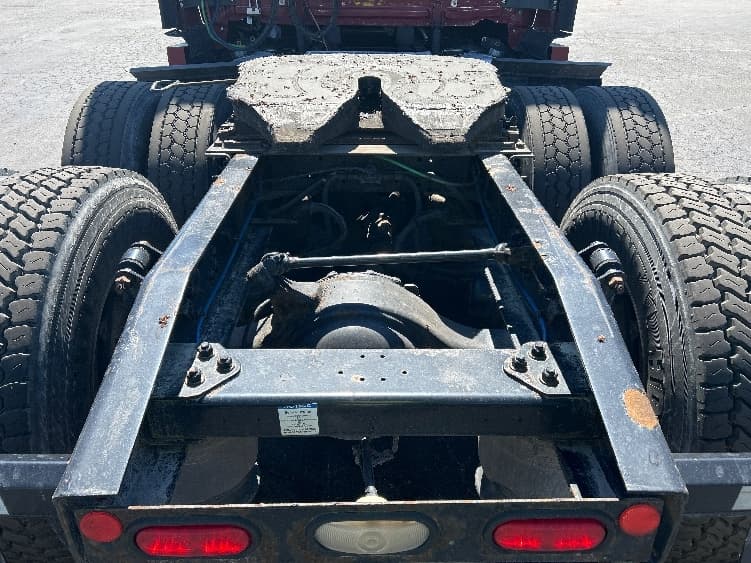 2019 Freightliner Cascadia — photo 6