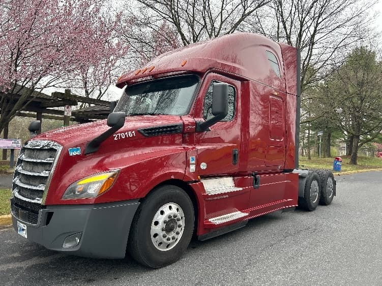 2019 Freightliner Cascadia — photo 3