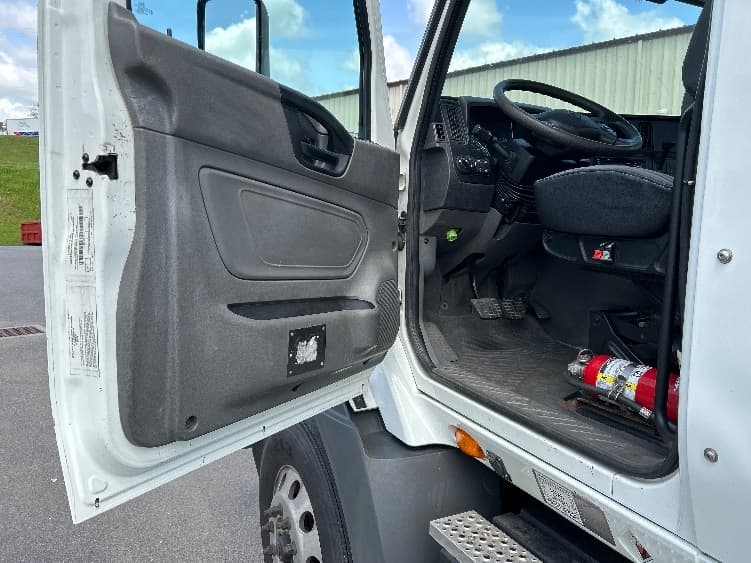 2019 International RH — photo 9