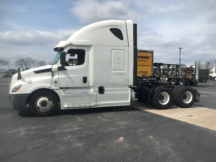 2020 Freightliner Cascadia — photo 4