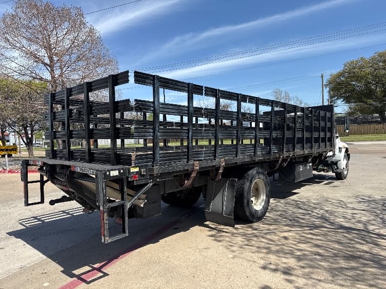 2019 International 4300 — photo 10