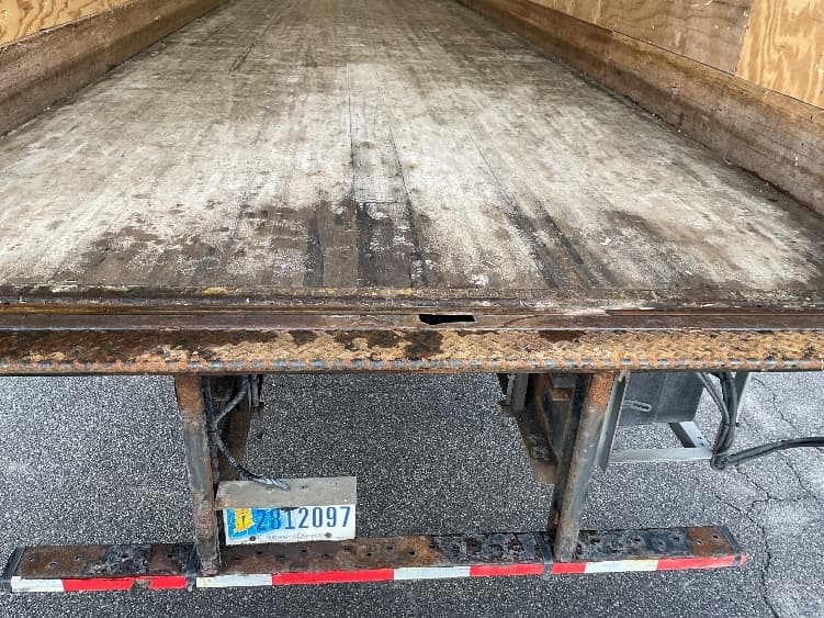 2019 Freightliner M2 106 — photo 10