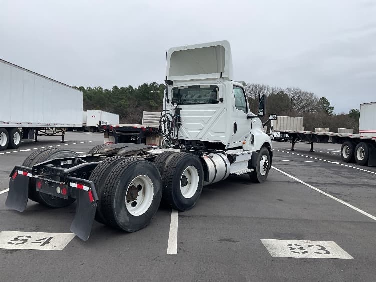 2019 International LT — photo 7