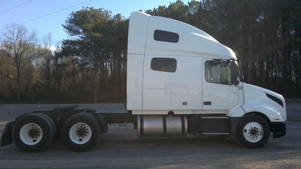 2019 Volvo VNL 760 — photo 8