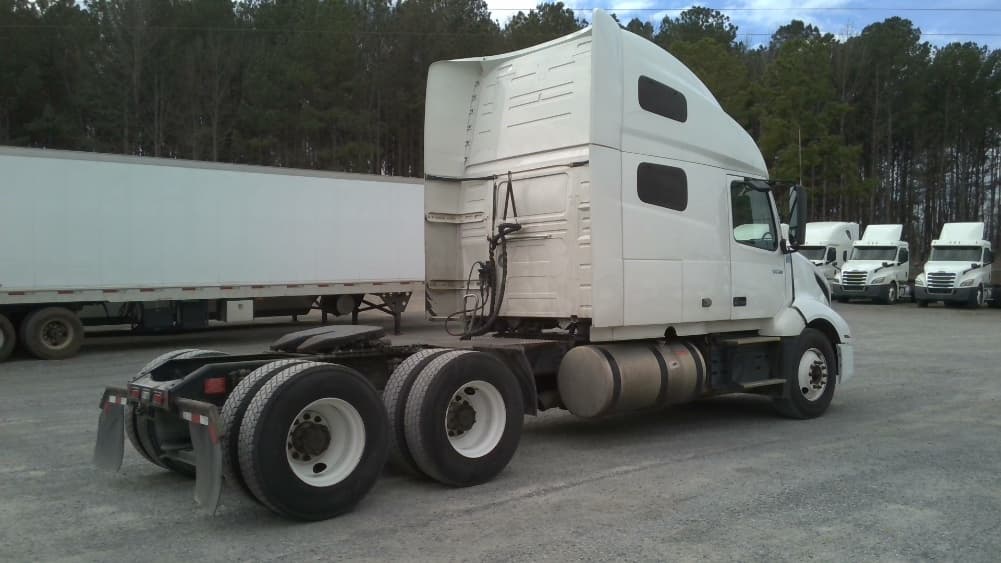 2019 Volvo VNL 760 — photo 7