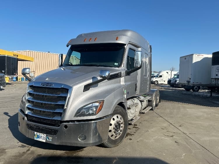 2020 Freightliner Cascadia — photo 3