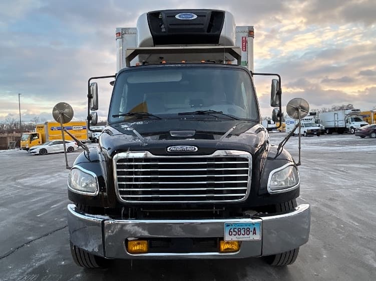 2020 Freightliner M2 106 — photo 2