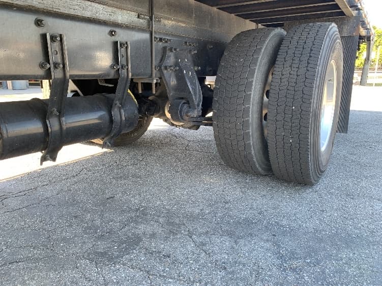 2020 Freightliner M2 106 — photo 5