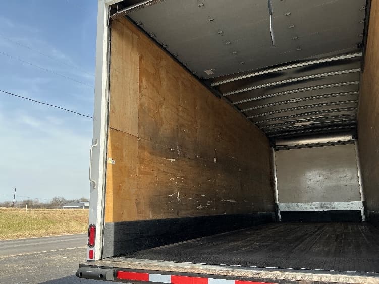 2020 International MV — photo 10