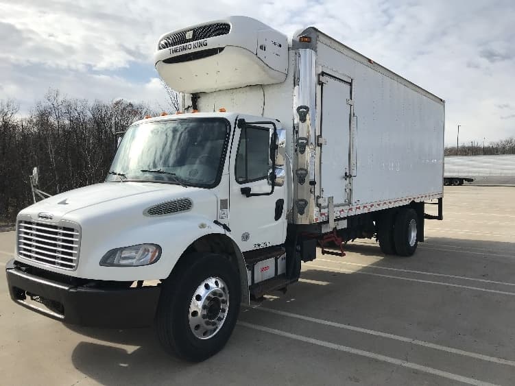 2020 Freightliner M2 106 — photo 3