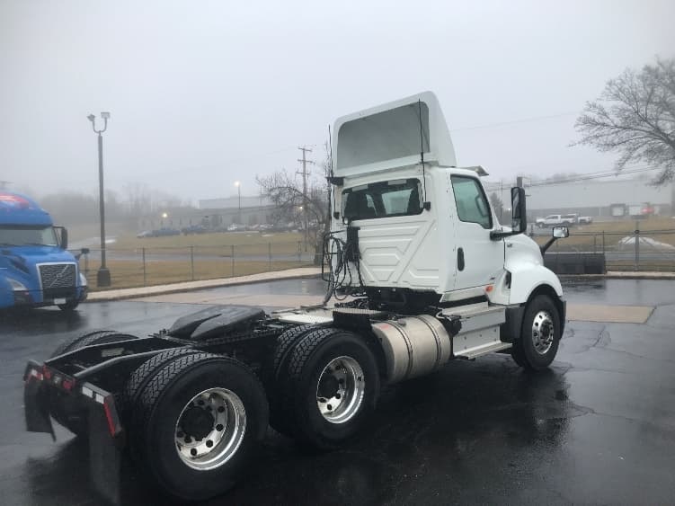 2020 International LT — photo 7