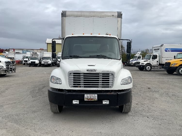 2020 Freightliner M2 106 — photo 2