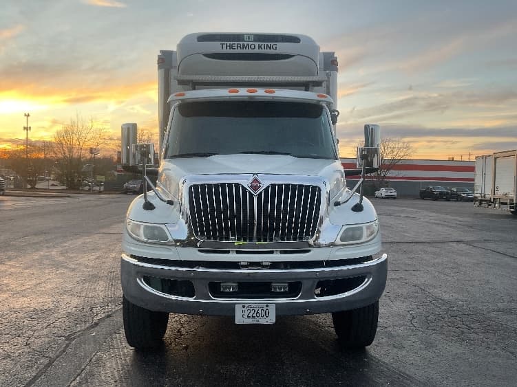 2020 International MV — photo 2