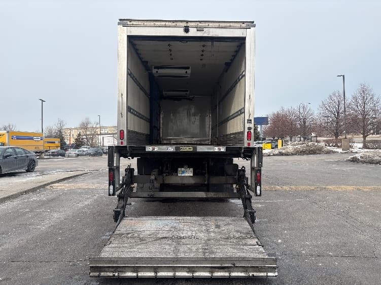 2020 Freightliner M2 106 — photo 9
