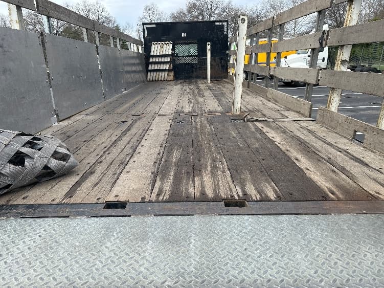 2020 Freightliner M2 106 — photo 9