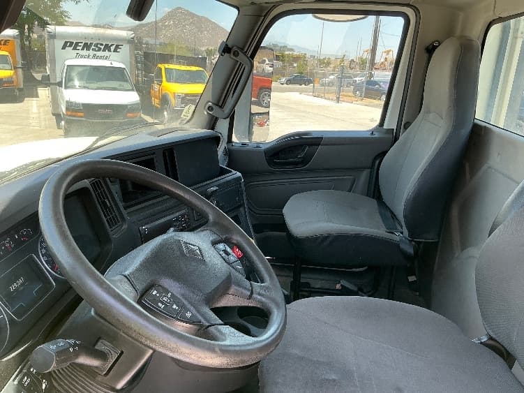 2020 International LT — photo 10