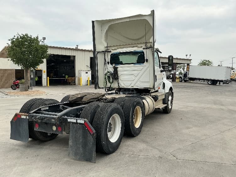 2020 International LT — photo 7