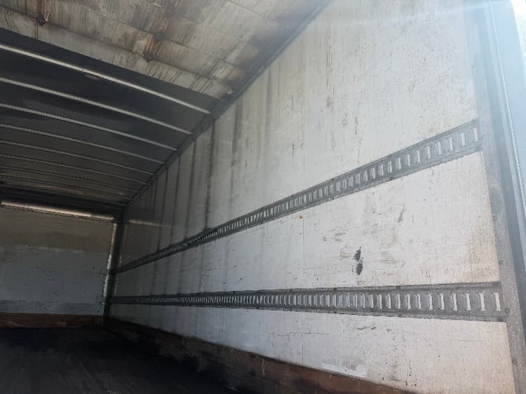 2020 Freightliner M2 106 — photo 9