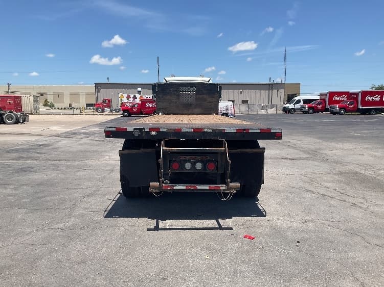 2020 Freightliner 114SD — photo 7