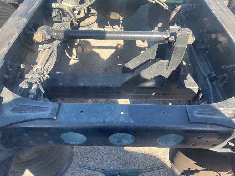 2020 International LT — photo 6