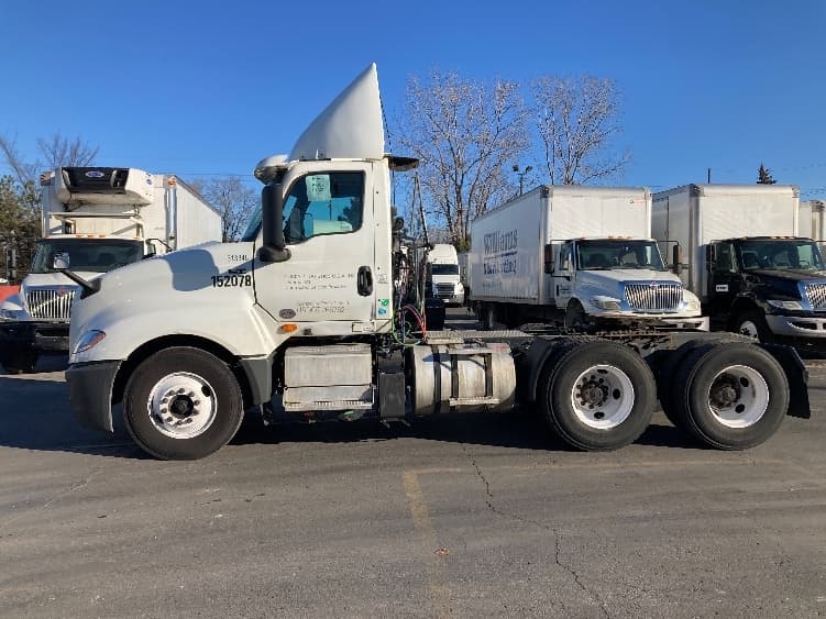 2018 International LT — photo 4