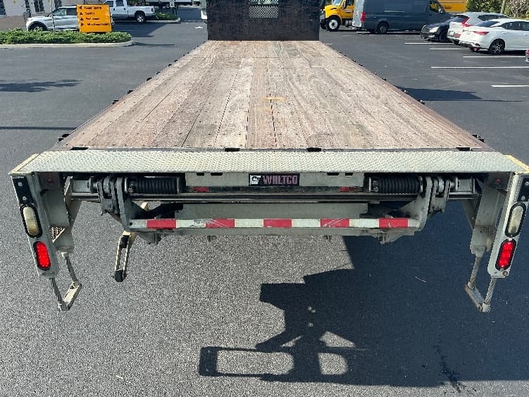 2019 Freightliner M2 106 — photo 8