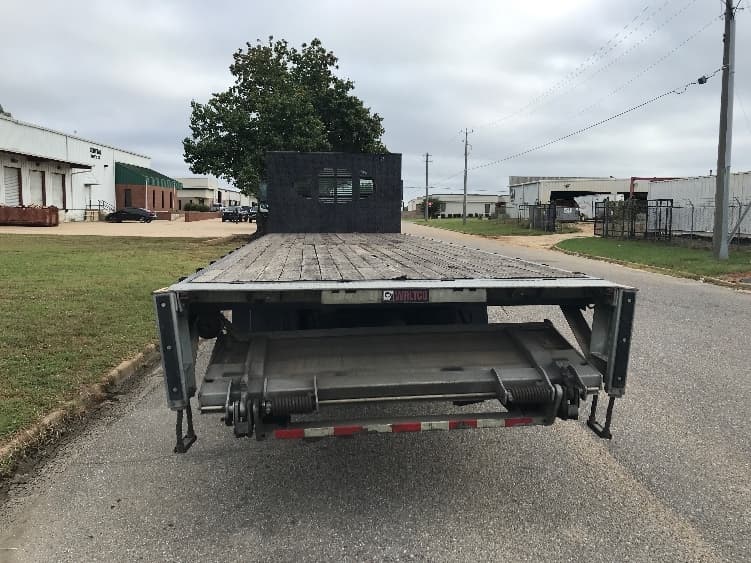 2019 Freightliner M2 106 — photo 7