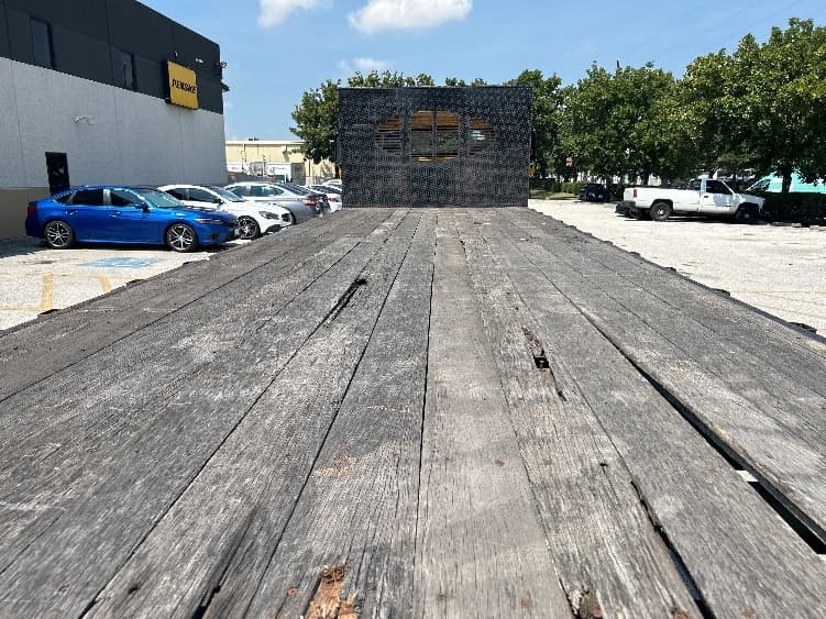 2019 Freightliner M2 106 — photo 10