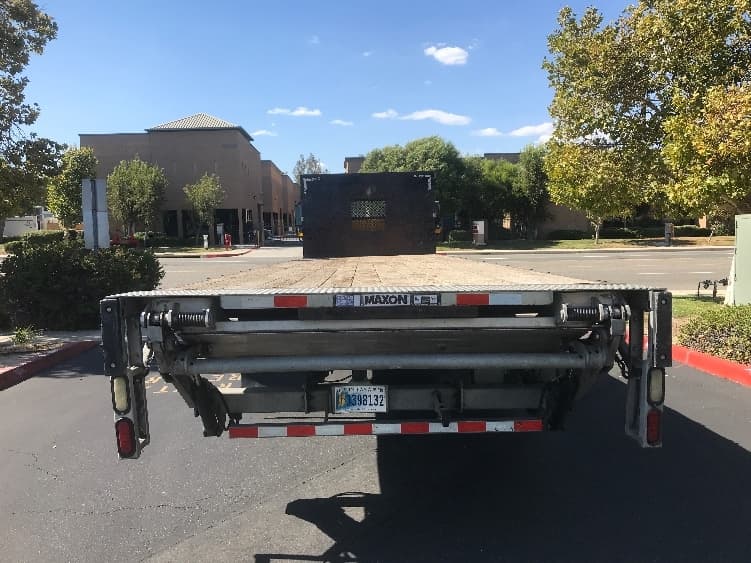 2019 Freightliner M2 106 — photo 7