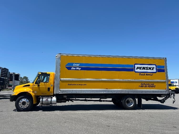 2019 International 4300 — photo 4