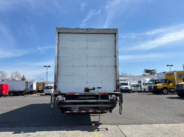2019 International 4300 — photo 7