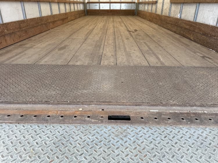 2019 International 4300 — photo 9