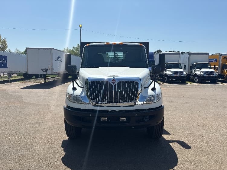 2021 International MV — photo 2