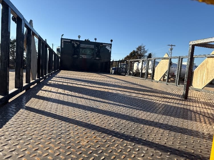 2020 Freightliner 114SD — photo 8