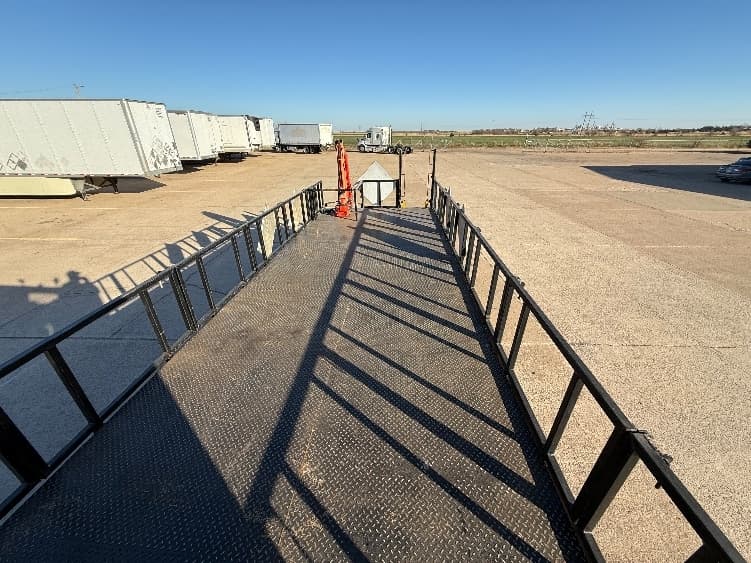 2020 Freightliner 114SD — photo 9