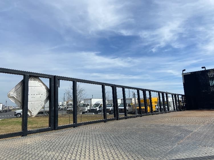 2020 Freightliner 114SD — photo 9