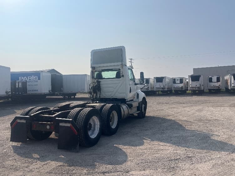 2019 International LT — photo 7