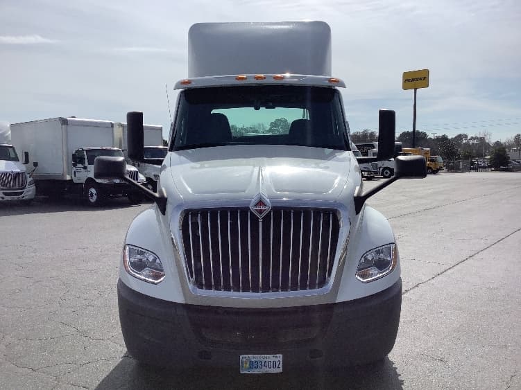 2019 International LT — photo 2